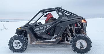 Jízda v terénní či dakarské buggy – adrenalinový zážitek na přírodním okruhu