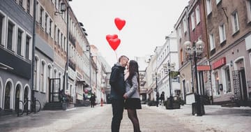Venkovní úniková hra pro zamilované – Objevte romantické kouty Prahy spolu!