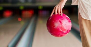 Bowling v Továrně Praha – 4 dráhy v historickém industriálním prostředí