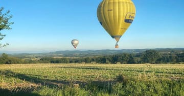 Soukromý let balónem – Nezapomenutelná cesta mezi oblaky s blízkými