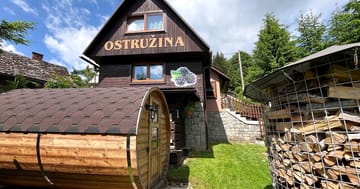 Chata Ostružina - Krásná chata v Jeseníkách s horkým sudem i saunami