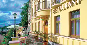 Hotel Jean de Carro**** - 4* pobyt ve Varech se snídaní