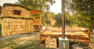 Útulná maringotka na samotě: božský klid, horké koupele
