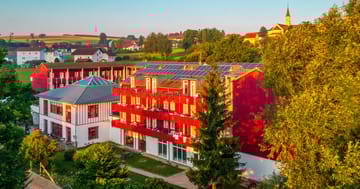 Německá Šumava: rodinný hotel s all inclusive i jízdárnou