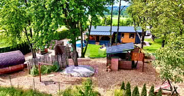 Glamping se saunou a venkovní vířivkou pro 4-8 osob