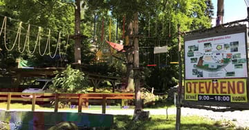 Lanový park u Pensionu Artur Janov nad Nisou – Zábava pro každého s třemi okruhy
