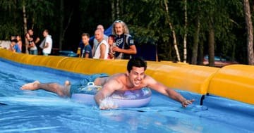 Slide v Junior Campu Nová Živohošť – užijte si 60 metrů radosti a osvěžení