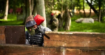 Paintball v areálu Slověnický mlýn Lišov – prožijte vzrušení a zábavu