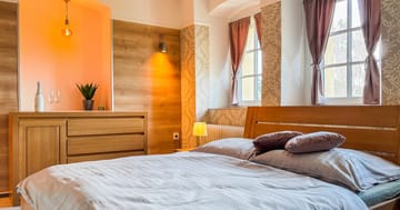 Krušné hory: penzion se snídaní, 7 km od Tiských stěn