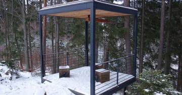 Kam na piknik na Valašsku? Vyhlídka z lavičky na přehradu Horní Bečva