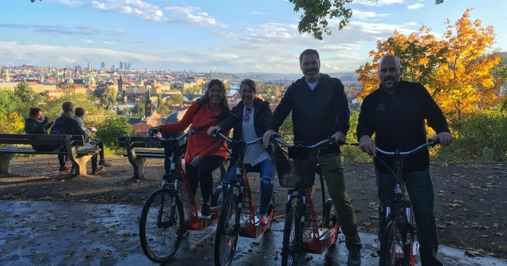 Kombinovaná prohlídka Prahy na E-skútru/E-kole a Segway