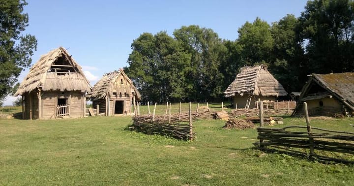 Villa Nova Uhřínov - Archeologické muzeum v přírodě!