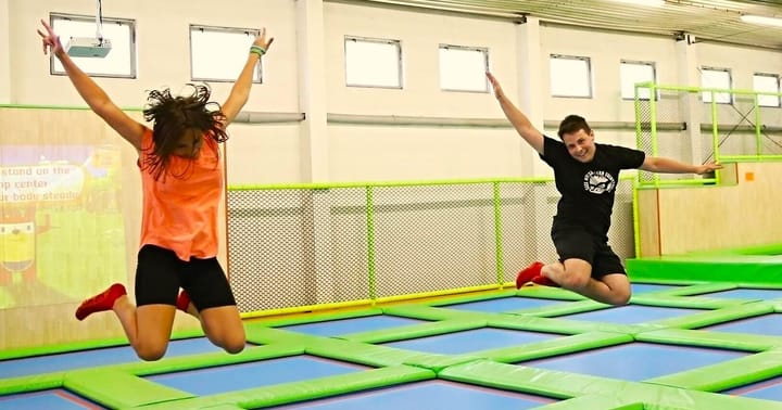 Jump Family České Budějovice - skákání na trampolíně pro děti i dospělé