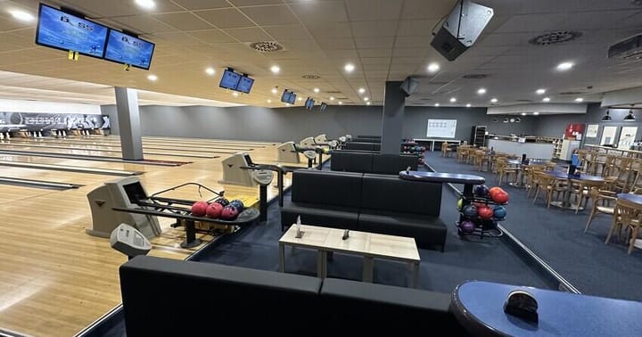 XBowling České Budějovice - 10 profesionálních drah s dětskými mantinely