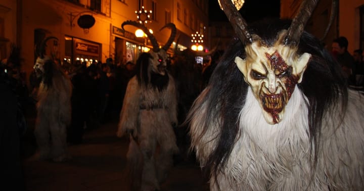 Znojemský advent na Masarykově náměstí – Perchtenlauf