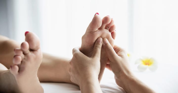 An Mo čínská tlaková masáž nohou v salonu Aromamasáže Olomouc - restartuje a zrelaxuje celé tělo