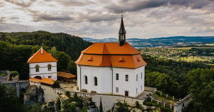 Venkovní úkrytová hra na Hrubé Skále - Na Hrubé Skále s Hynkem z Valdštejna