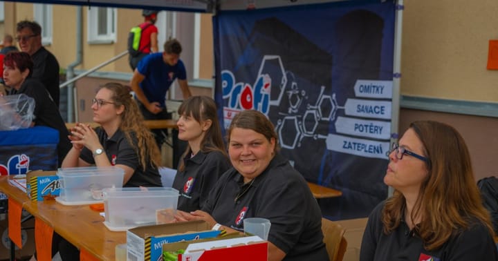 Jiřická 50 a Jiřická 15