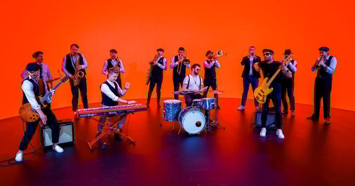 B-Side Band turné25