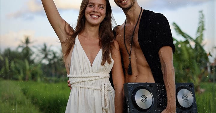 Poslední Ecstatic dance Prague na lodi - DJ Ondřey
