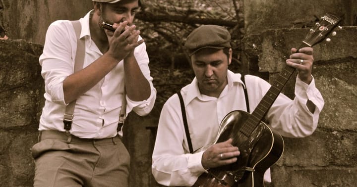 The Suitcase Brothers  (ESP)