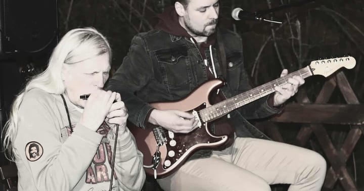 STOMPIN' DOG // Ponava