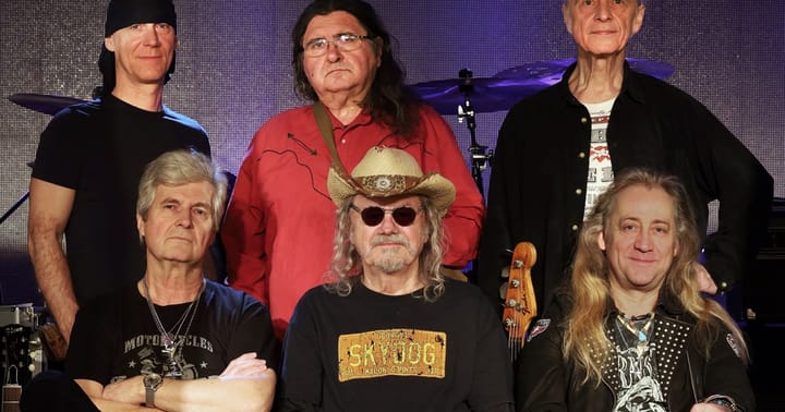Žlutý pes – Yellow Dog 30 let tour