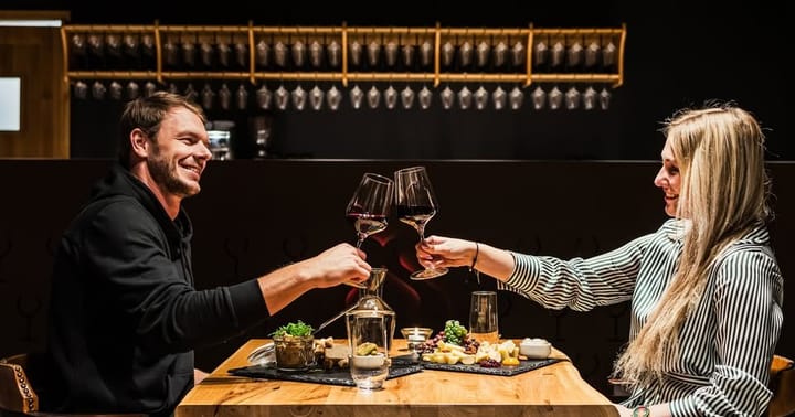 Vinná degustace s chutí a vůní podzimu (Podzim v hotelu Savannah)
