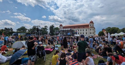 Holešovská regata 2024: Rodinný festival plný hudby a zábavy